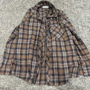 Impressions, size medium, tan, navy plaid flannel